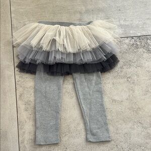 Gray Leggings with Layered Tulle Skirt